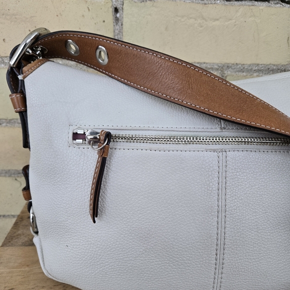 Coach Turn Lock Leather Bag - Picture 10 of 12